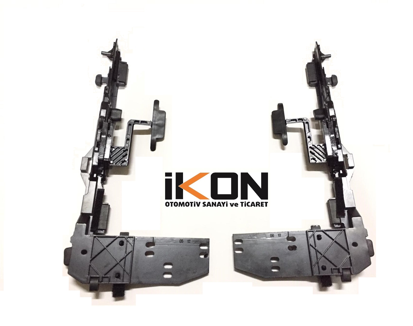 MERCEDES W124 TAVAN AYAĞI  SAĞ SOL 1247800512 - 1247800612